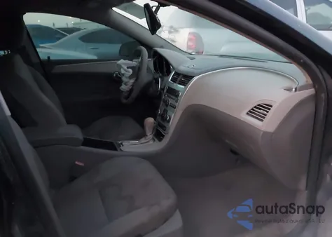 2011 Chevrolet Malibu Ls из США, поврежденный, VIN 1G1ZB5E11BF202001